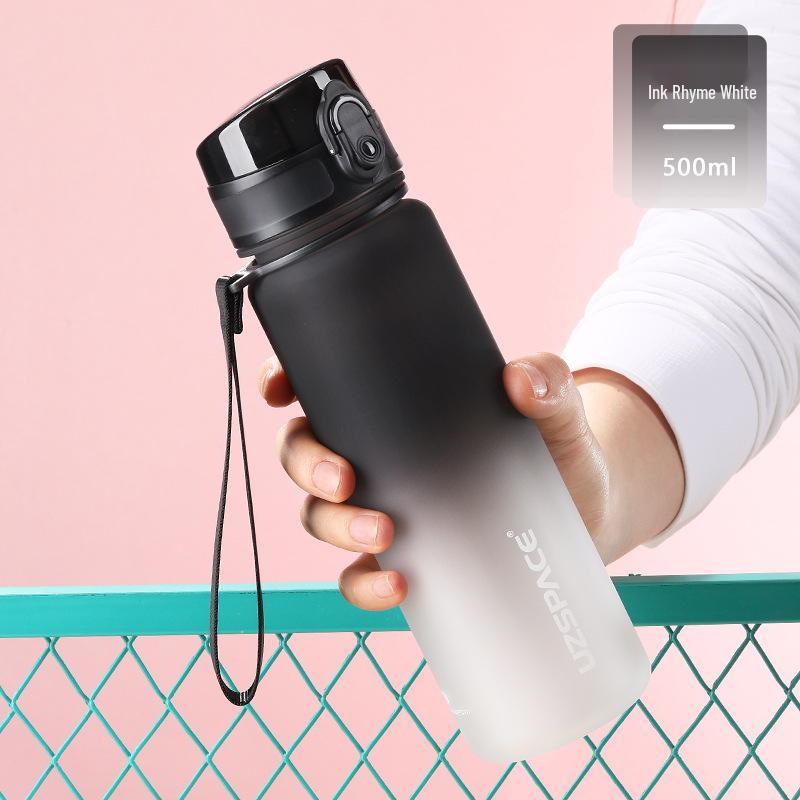 High-Value Gradient Water Bottle: Portable Plastic Cup for Sports & Fitness - Unisex Design for Summer Students & Trendsetters