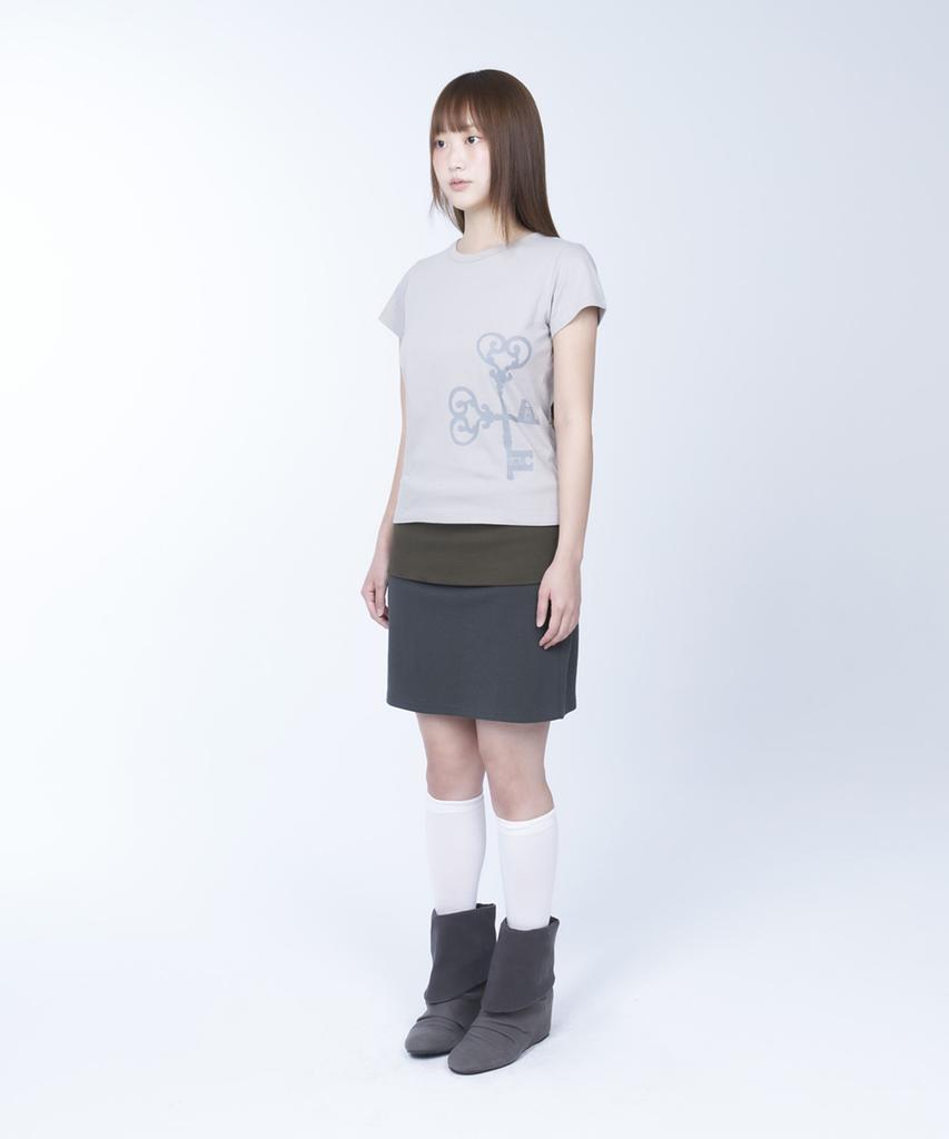 Laailai Cross Key Baby Tee (Beige)