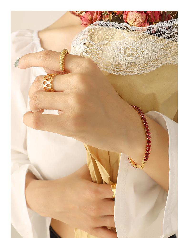 Elegant Noble Lady Necklace and Bracelet Set with Zircon Accents