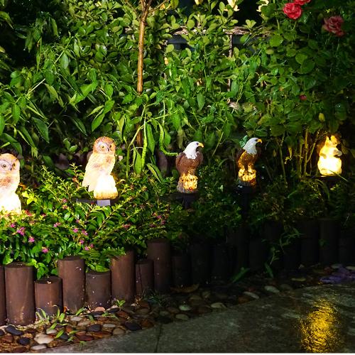 Solar Eagle Stehlampe Tierlampe Eichhörnchen Panda Villa Innenhof Dekoration Atmosphärenlampe Rasenlampe Eule