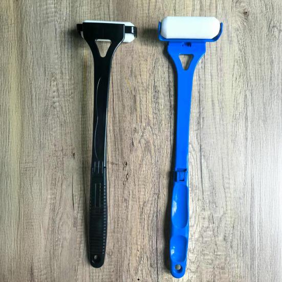 Bear Back Lotion Applicator with Reusable Rollers Foldable Long Handle Smooth Application Lotion Roller