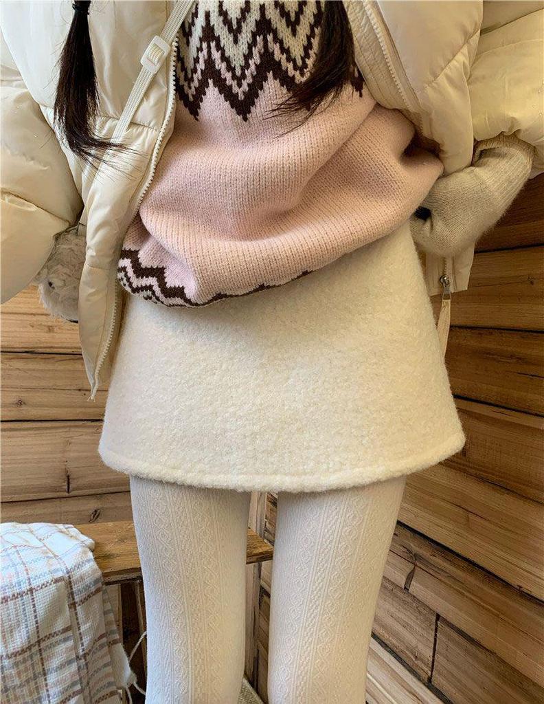 Lambswool Plush Women's A-Line Bodycon Mini Skirt - Autumn Winter 2025