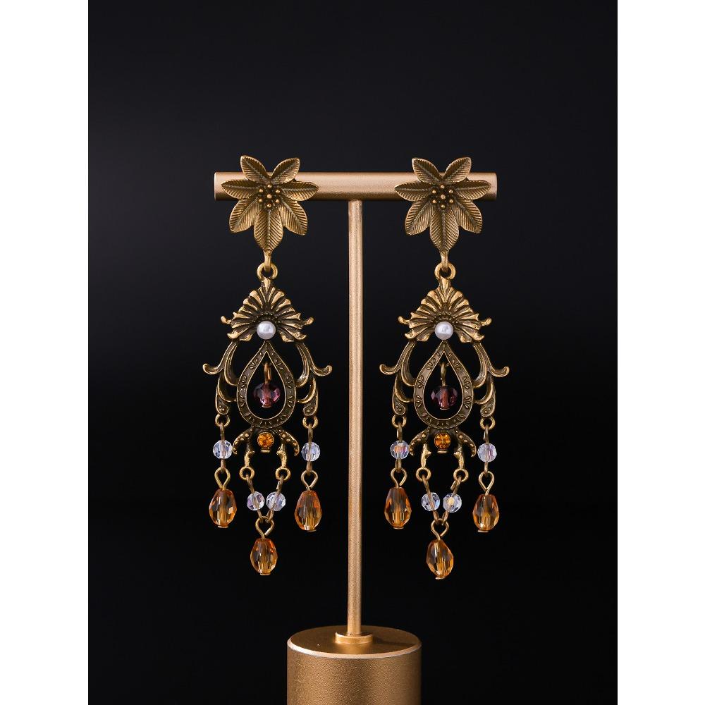Flower Earrings New Chinese Retro Three-dimensional Earrings Heavy Industry Diamond-encrusted Crystal Fringed Stud Earrings