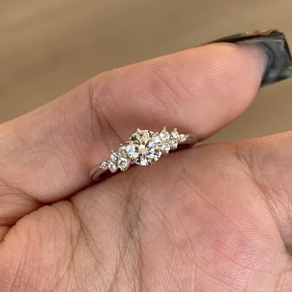 Broken diamonds burst sparkling galaxy ring women's light luxury high-end design sense