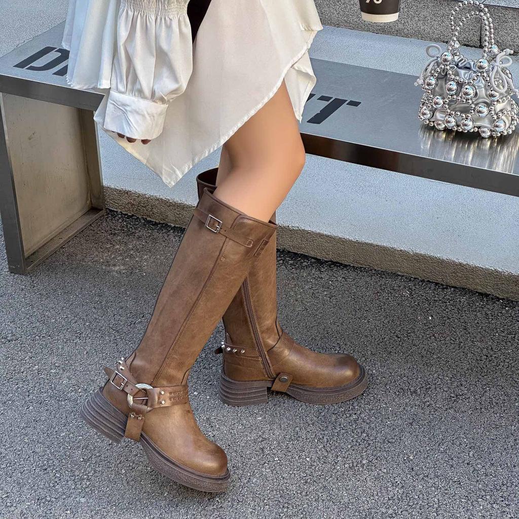 Western boots, belt buckle, medium boots, women's shoes, autumn new models, in fact, long boots, genuine leather Martin boots