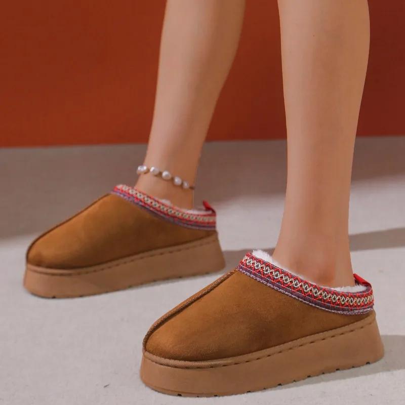Nye varme pels ankelstøvletter Dame Flats Plattform Tøfler Plysj Flip Flops Vinter bomullssko for kvinner Merkedesign Snow Botas