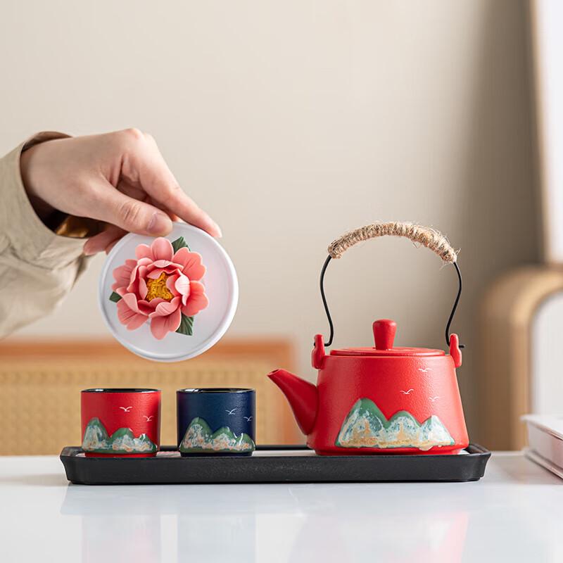 

Hongyu Oriental Hand-Painted Teapot & Dry Tea Tray Gift Set