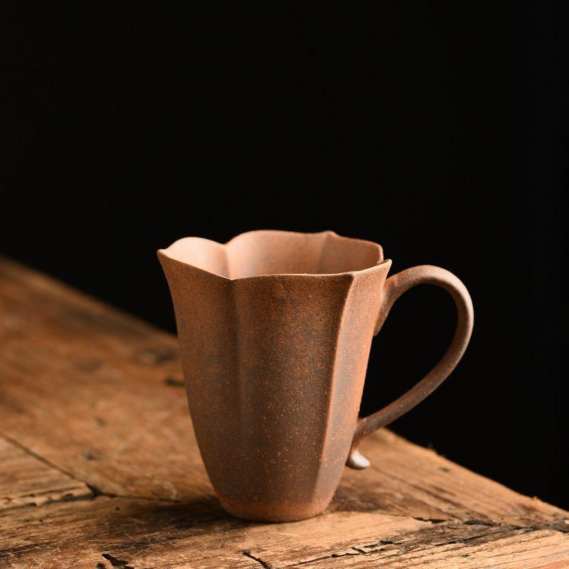 Rough pottery teacup light luxury master cup anti-scald high value petal cup tea cup old rock clay ancient style beauty cups for Home