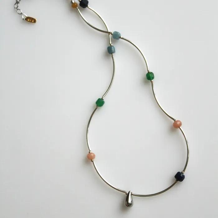 Color Stone Wave Necklace