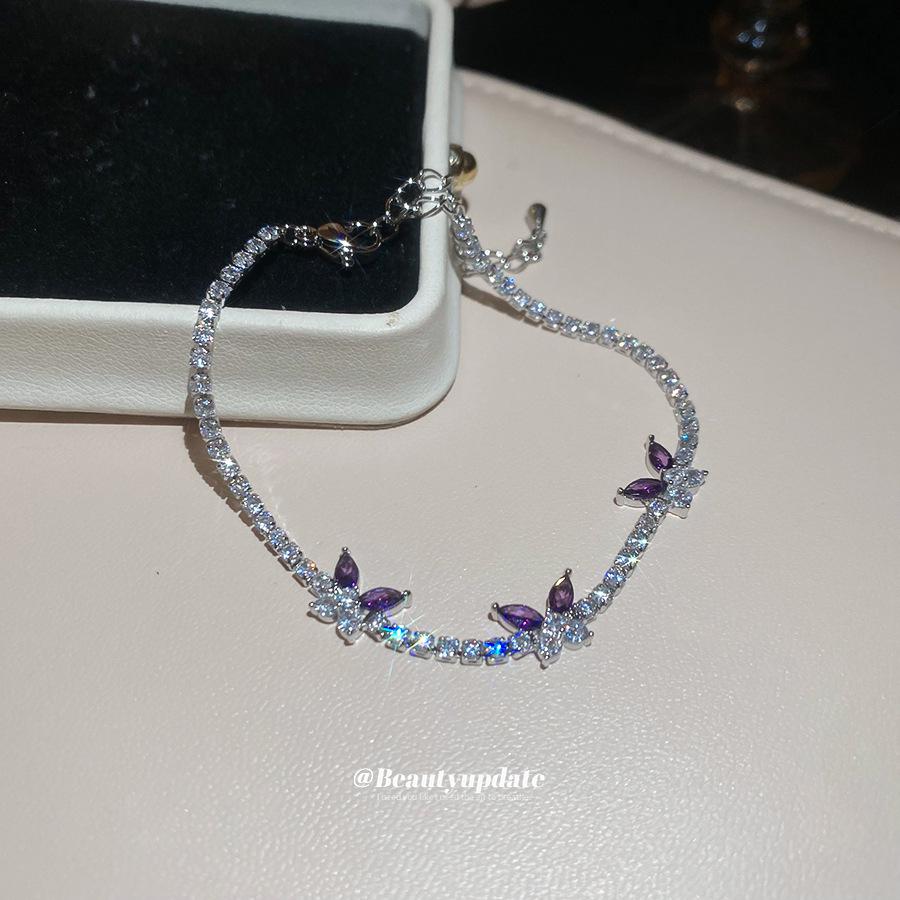 Elegant French Minimalist Zircon Butterfly Bracelet - Luxury Fashion Jewelry with Exquisite Design