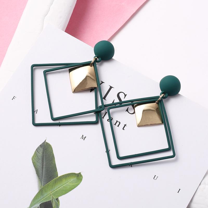 Korean Style Geometric Rhombus Metal Stud Earrings - Fashionable and Versatile