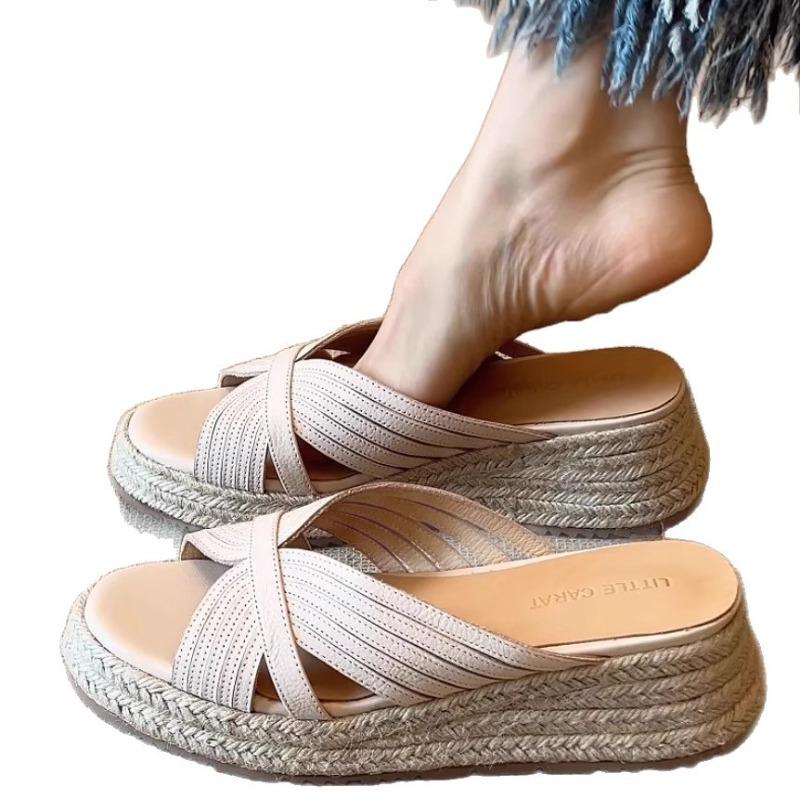 Leather thick-soled wedge heel fish mouth women's slippers summer wear with skirt high-heeled cool slippers beach women's shoes