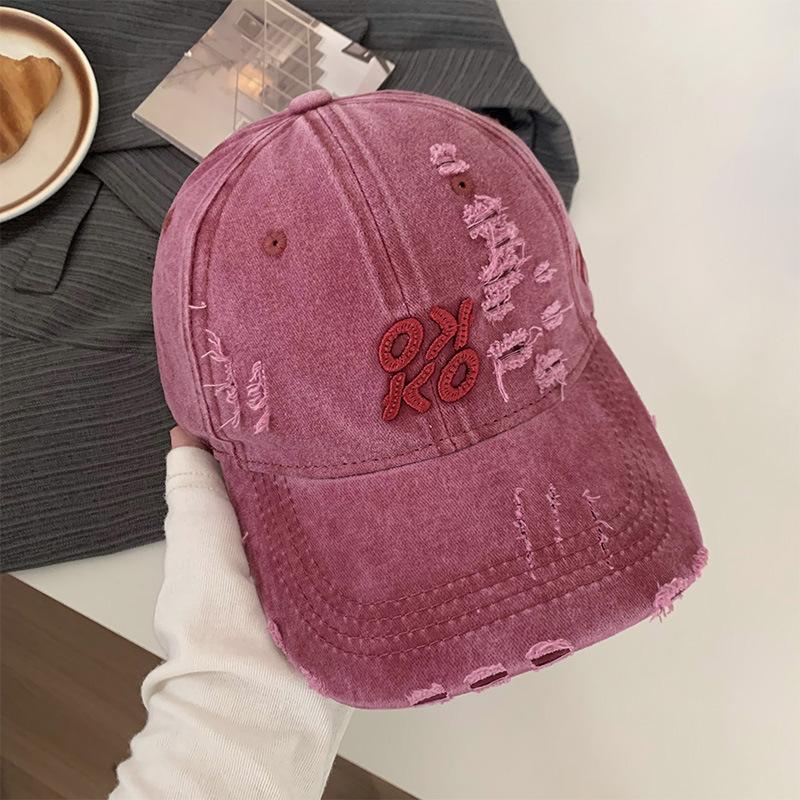 American Retro Ripped Baseball Cap for Women In Spring and Summer New Washing and Old Versatile Baseball Cap Showing Off Their Faces and Small Hats