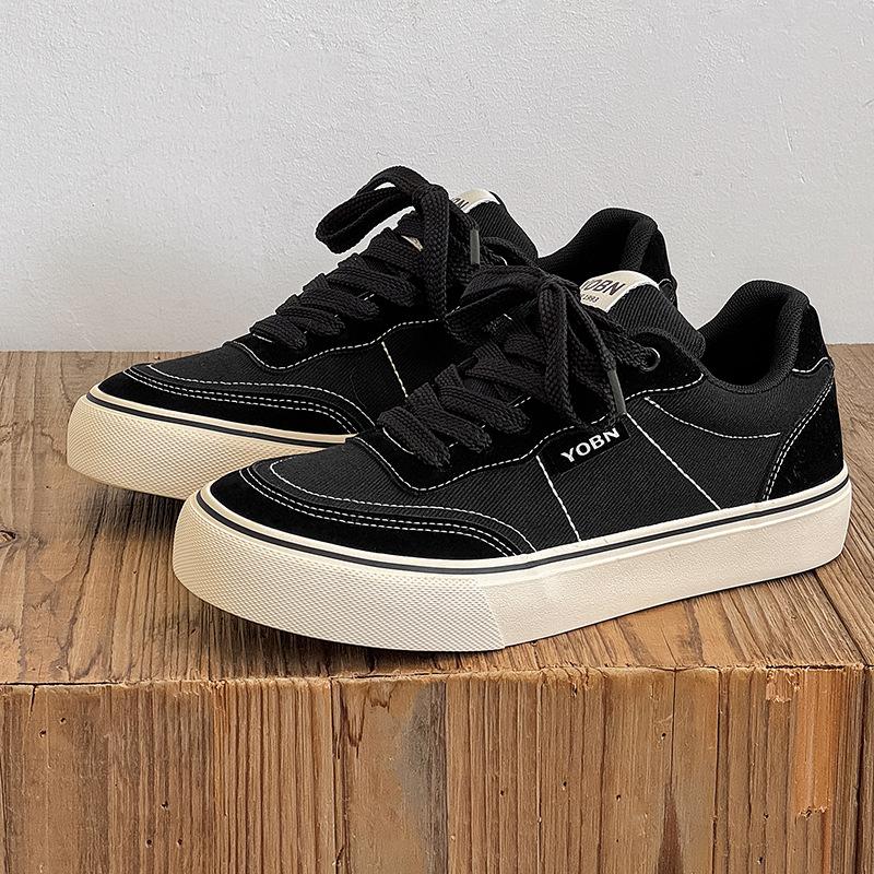 Men Board Shoes 2026 Comfortable Flat Casual Canvas Shoes Lightweight Wear-resistant Men Student Trend Sneakers Hombre