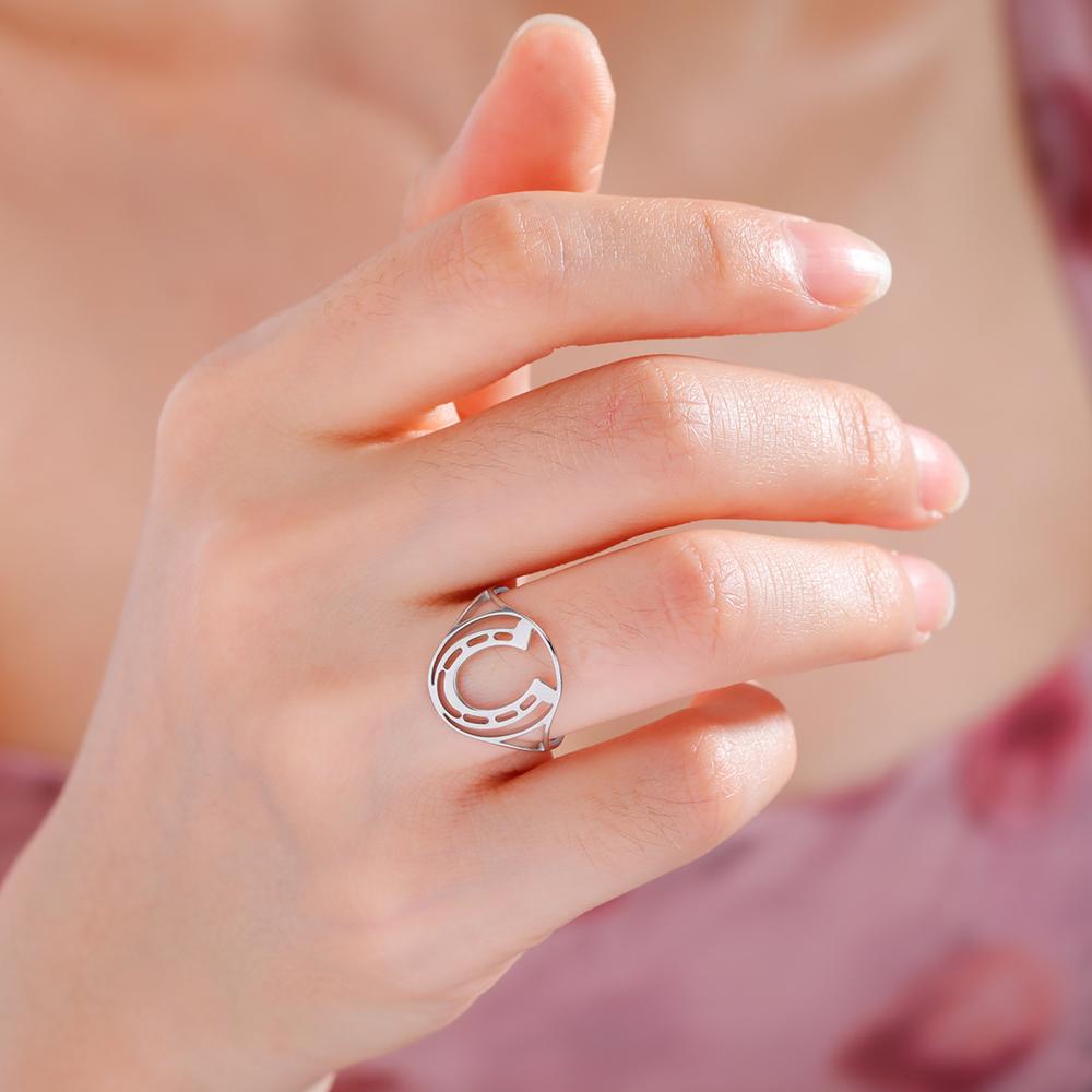 Dawapara Retro Horseshoe Ring Animal Horse Equestrian Gift Stainless Steel Wedding Band Couple Jewelry
