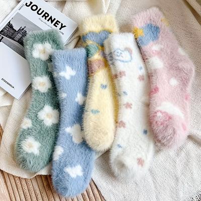 Autumn and Winter 5 Pairs Women's Cartoon Blue Sky White Cloud Butterfly Versatile Warm Plush Mid-Calf Socks