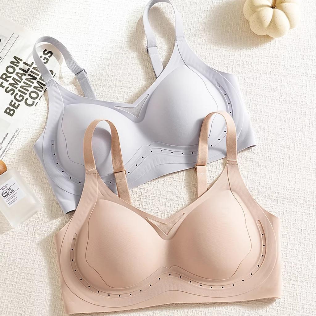 Traceless underwear Women's small breasts gather and show large comfort Soft support Anti-sagging adjustment type pull-up bra cover