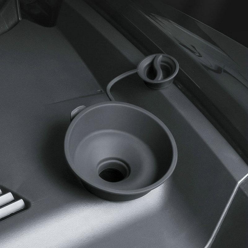 Car Trim Glass Cleaning Fluid Filling Port Auxiliary Funnel For Tesla Model 3 Model Y