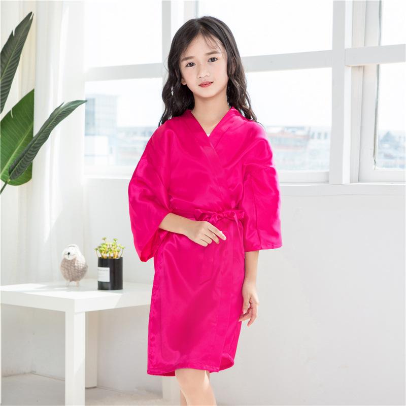 Halat de baie pentru copii Temperament confortabil și elegant Vegetarian Robă pentru copii subțire din imitație de mătase Cardigan subțire Robe Baby Runway Cardigan