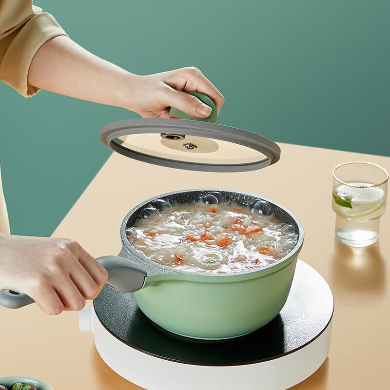Chui Da Huang 18cm Non-stick Milk Pot