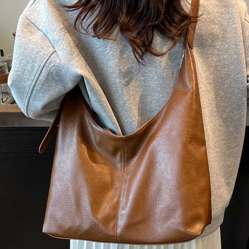 Large-capacity Bag Women's Autumn New Casual Simple Shoulder Messenger Bag Textured Commuter Tote Bag