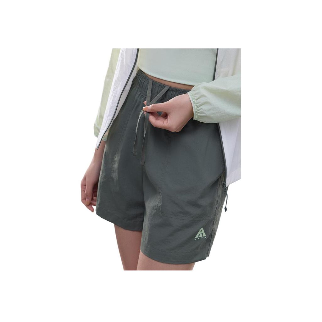 Anta Outdoor Series Solid Color Mid-Rise Breathable Versatile Loose Fit Casual Shorts Women Shorts Basic-Black 962526501-3