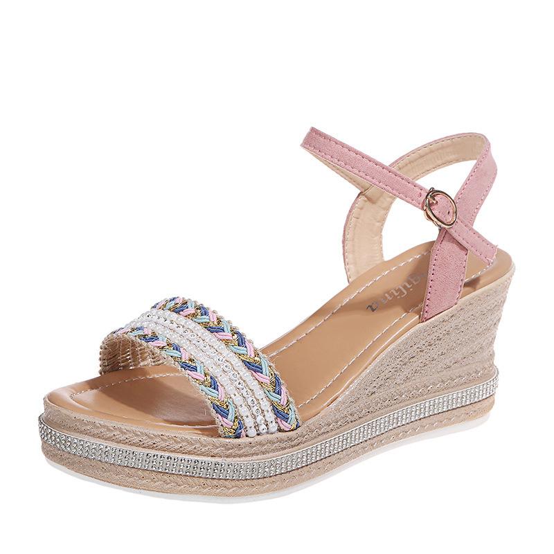 

Сандалии женские 2024 летние новые повседневные туфли на танкетке с жемчужным каблуком и пряжкой на платформе женские 40