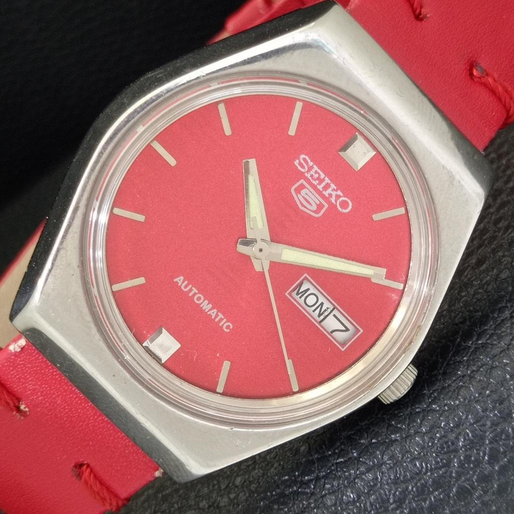 

JAPAN VINTAGE SEIKO 5 AUTOMATIC 6309A MENS RED COLOR DIAL WATCH a701484-5 R206b-a701484