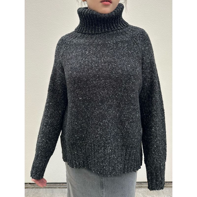 30% off Miss Biggie European and American Plus size Slimming Versatile Soft Glutinous Arabesquitic Fabric Loose Lapel Long sleeve Sweater
