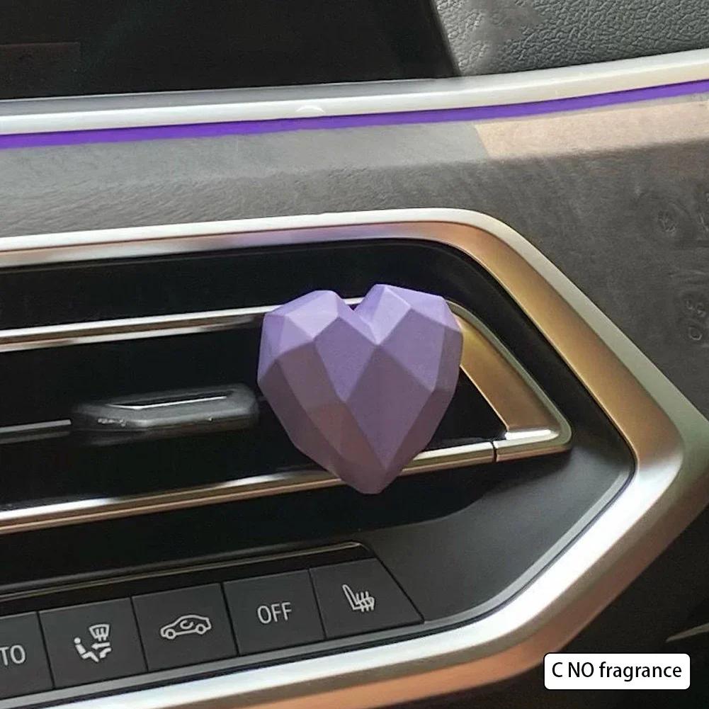 Cute Cartoon Bear Bowknot Car Air Freshener Ornaments Heart Shape Gypsum Perfume Auto Air Vent Freshener Lasting Aromatherapy