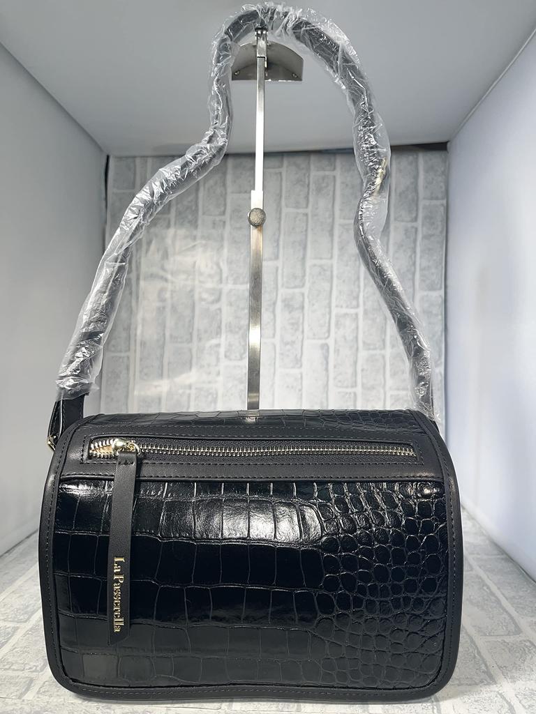 Italian Crocodile-Embossed Leather Shoulder Bag with Flap, LPR15 (Black), for Men and Women, Cowhide Leather, Travel Bag, Leisure Bag