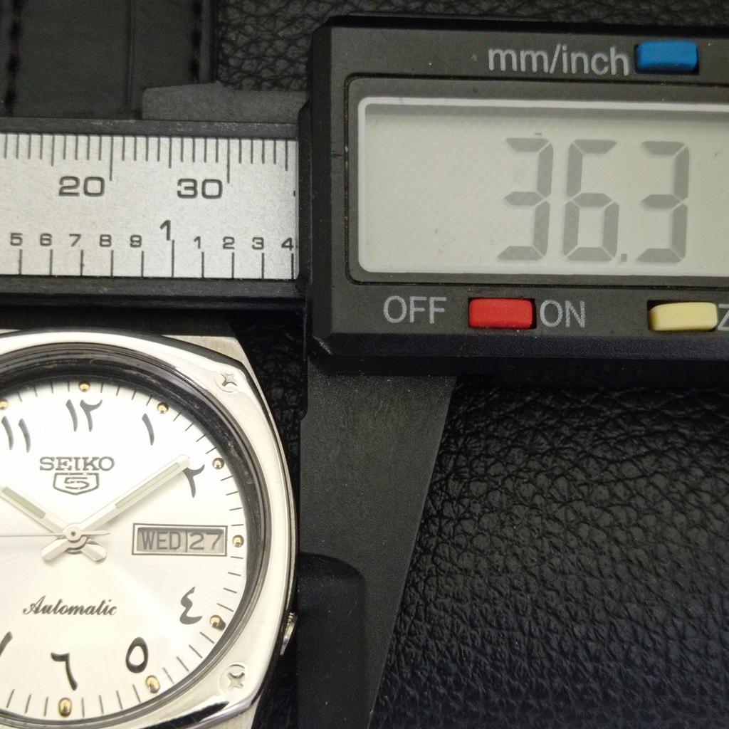 SEIKO 5 AUTOMATIC JAPAN MENS 7009A VINTAGE ARABIC SILVER DIAL WATCH a702459-5 R124-a702459