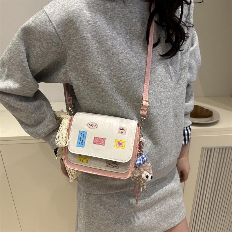 Women's Bag 2025 Spring New Simple Niche Design Fashionable Personality Foreign Style Literary Single Shoulder Crossbody Small Square Bag