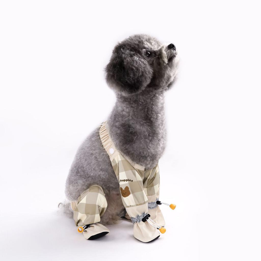 Autumn and winter dog going out dust pants foot Maillard bear waterproof and anti-dirty small dog walking dog pet dog clothes