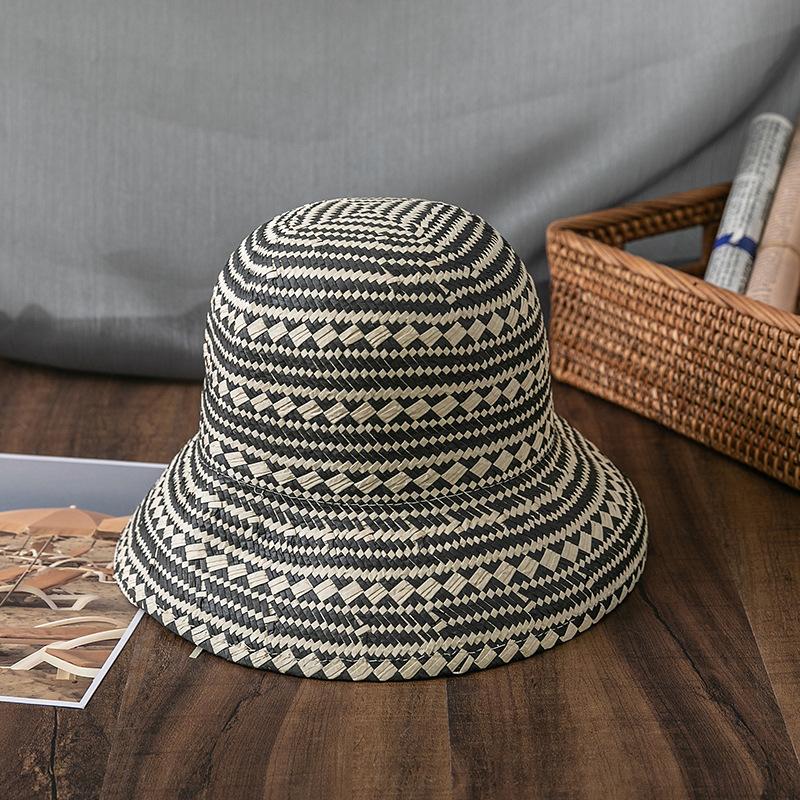 2023 New Raffia Bucket For Women Foldable Sun UV Hats Designer Luxury Crochet Beach Hat Handmade Fashion Straw Hat