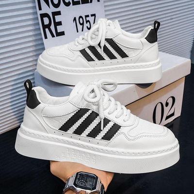 2025 Men's Casual White Autumn Sneakers: Fashionable, Breathable, All-Match Sports Trend for Students