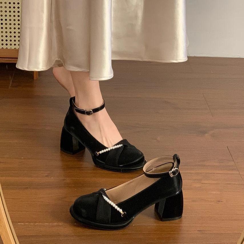 Fashion niche versatile Mary Jane shoes women's 2025 spring and summer new French British style gentle temperament single shoes women