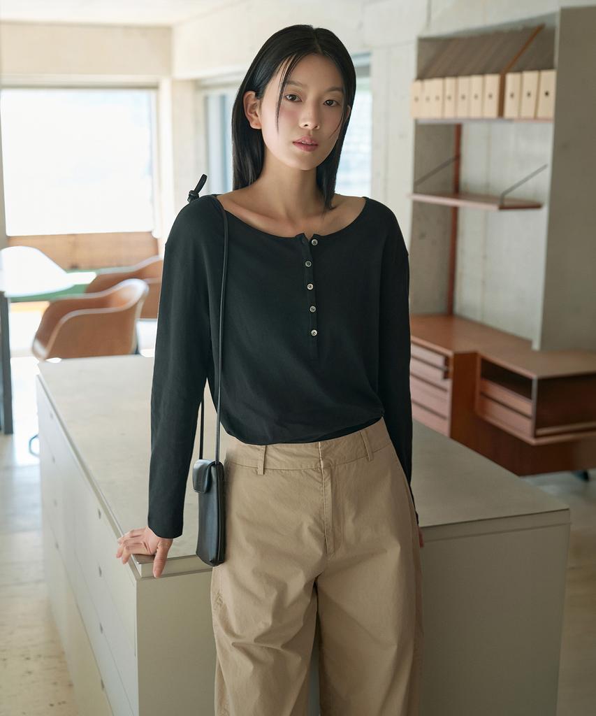 Siyajyu Sitp5283 See-Through Henley Neck T-Shirt_Black