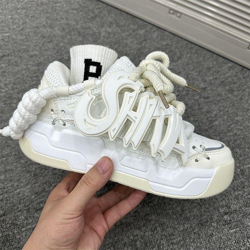New Student Casual Niche Bread Shoes Women's Korean Version Ins Trendy and Versatile Couple Thick-soled Low-top Board Shoes Men