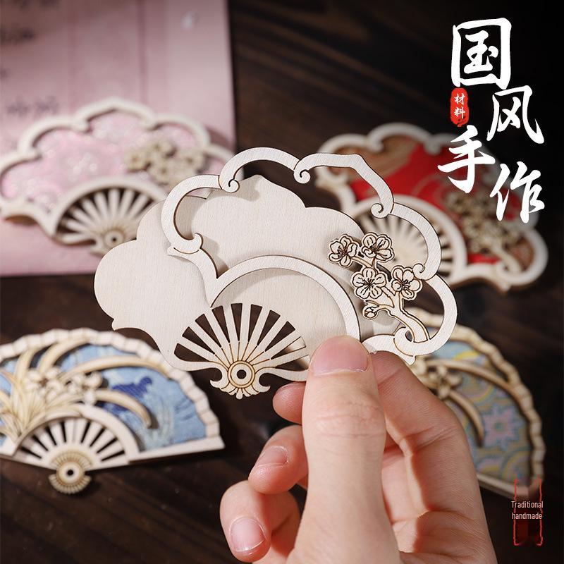 Handgefertigter Chinesischer Brokat & Perlen Kühlschrankmagnet DIY-Set mit Holzrahmen.