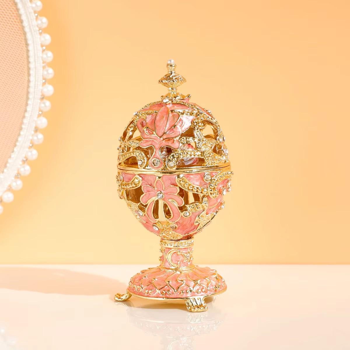

Декоративная шкатулка в стиле яйца, расписанная вручную, на петлях, с классическими орнаментами, домашний декор, уникальный подарок на Пасху розовый