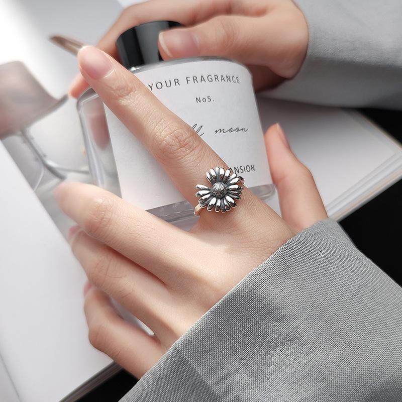 Retro Pierścionek Mała Stokrotka Dla Kobiet Słonecznik Regulowany Otwarty Pierścionek Punk Gotyckie Akcesoria Ręcznie Robiony Projektant Cyrkon Kreatywny Prezent