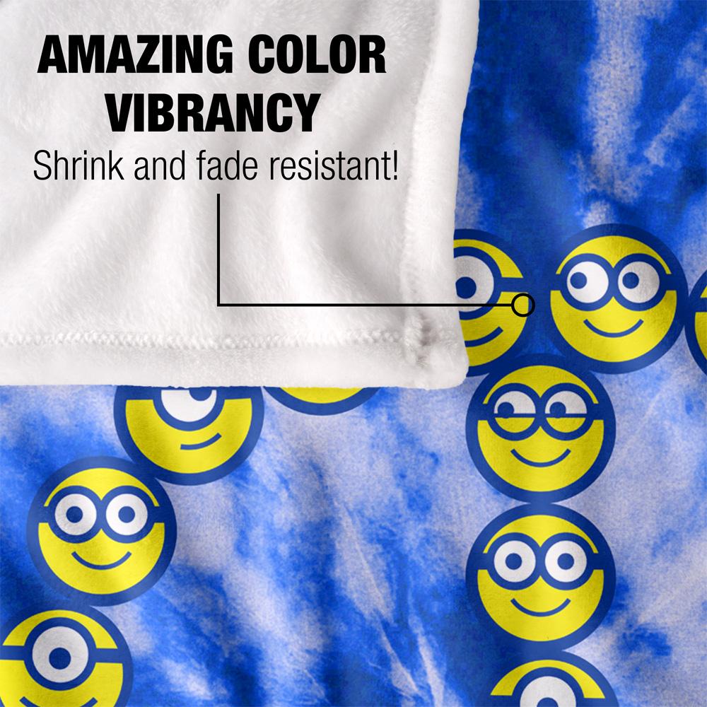 MINIONS Peace Sign Blanket
