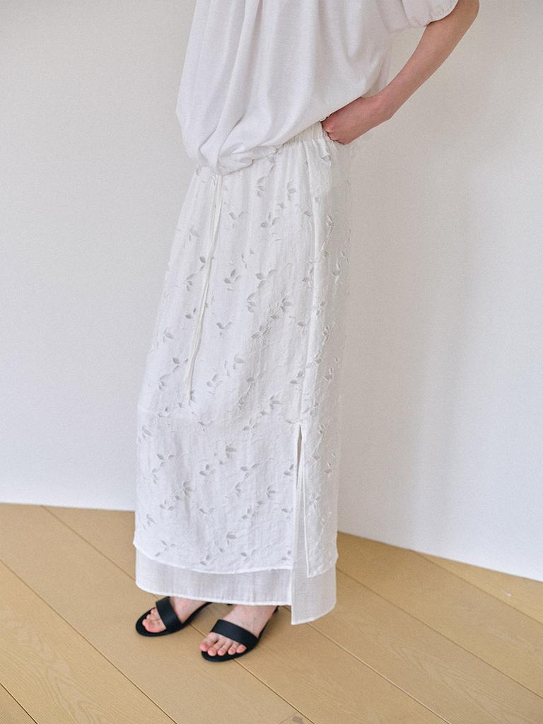 Hunch Elastic Waist Maxi Skirt