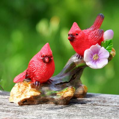 Red Bird Figurine Resin Miniature Red Bird Ornament Decorative Red Birds Perched On Branch Statue for Desktop Moss Micro-Landscape Garden Fence