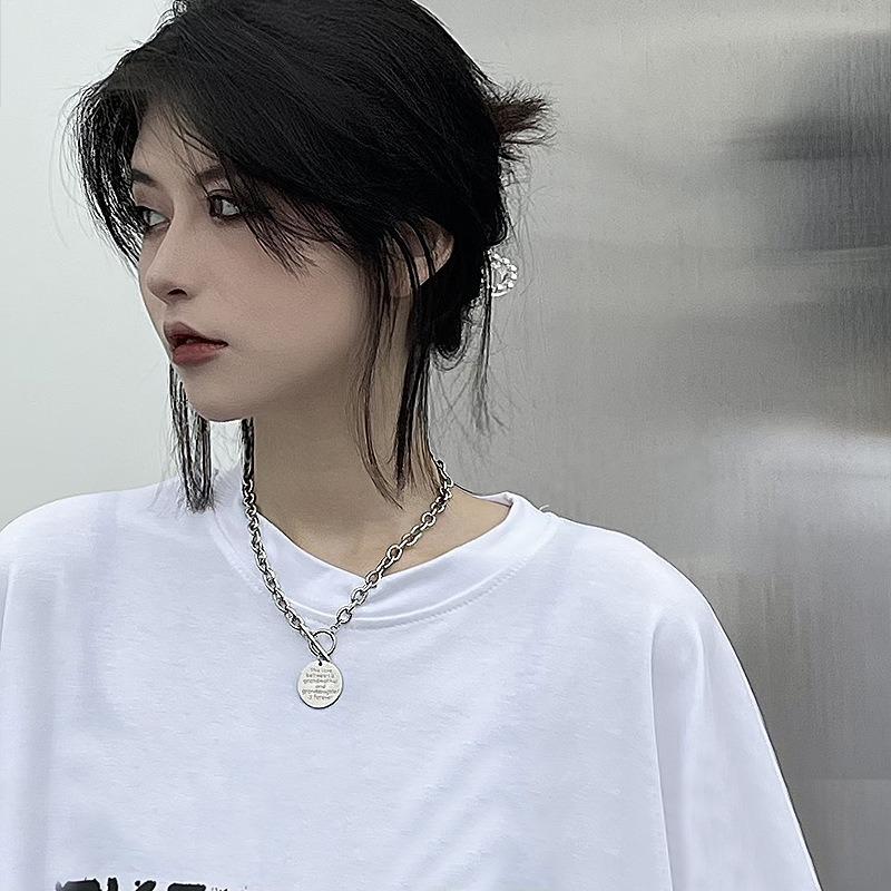 New Necklace Girls Love Collarbone Chain Sweet and Cool Versatile Niche Neck Chain Decoration Trendy Accessories