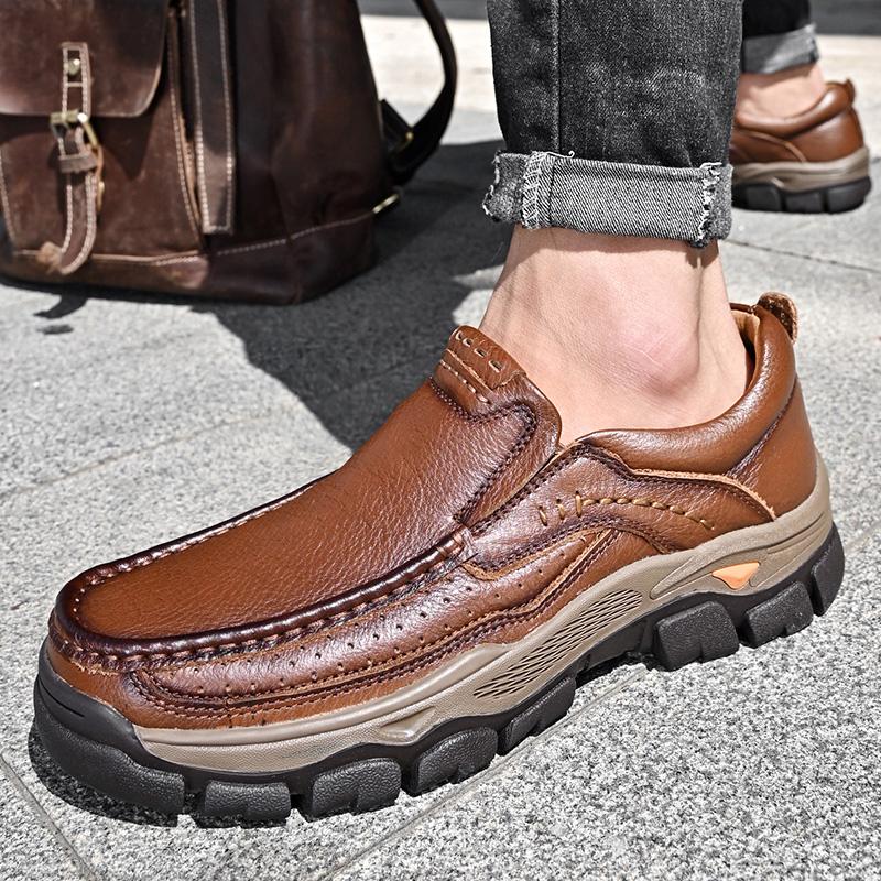 Móda Denní Muži Mokasíny PU Protiskluzová Silná podrážka s kulatou špičkou Business Formální obuv Pro volný čas Pohodlné Všestranné Pánské turistické boty