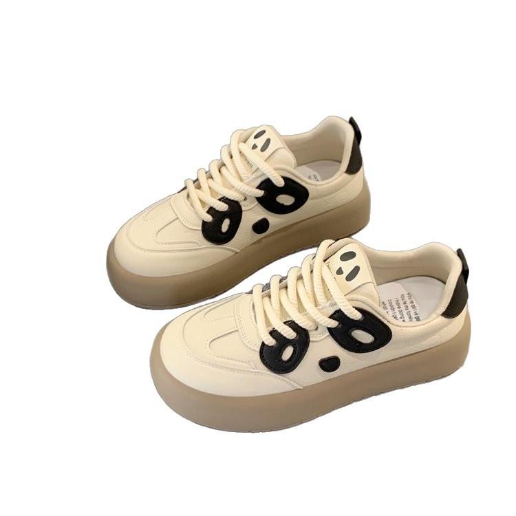 Sports Board Shoes Women's Autumn 2025 New Thick-soled Versatile Leather Surface White Shoes Flat-soled Student Bread Shoes Women's Trend