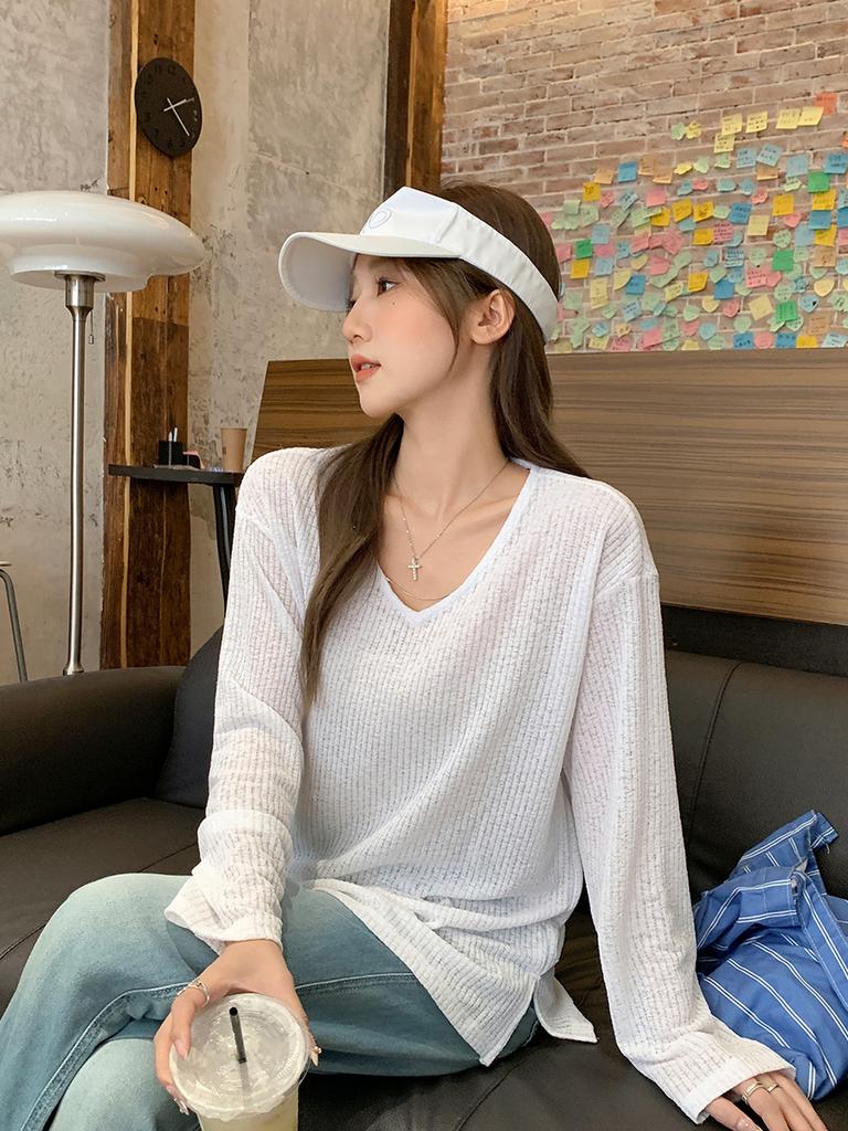 Summer Super Fire White V-neck Pure Desire Slightly Transparent Long-sleeved Blouse Women's Super Good-looking Slim-fitting Versatile Sunscreen Top