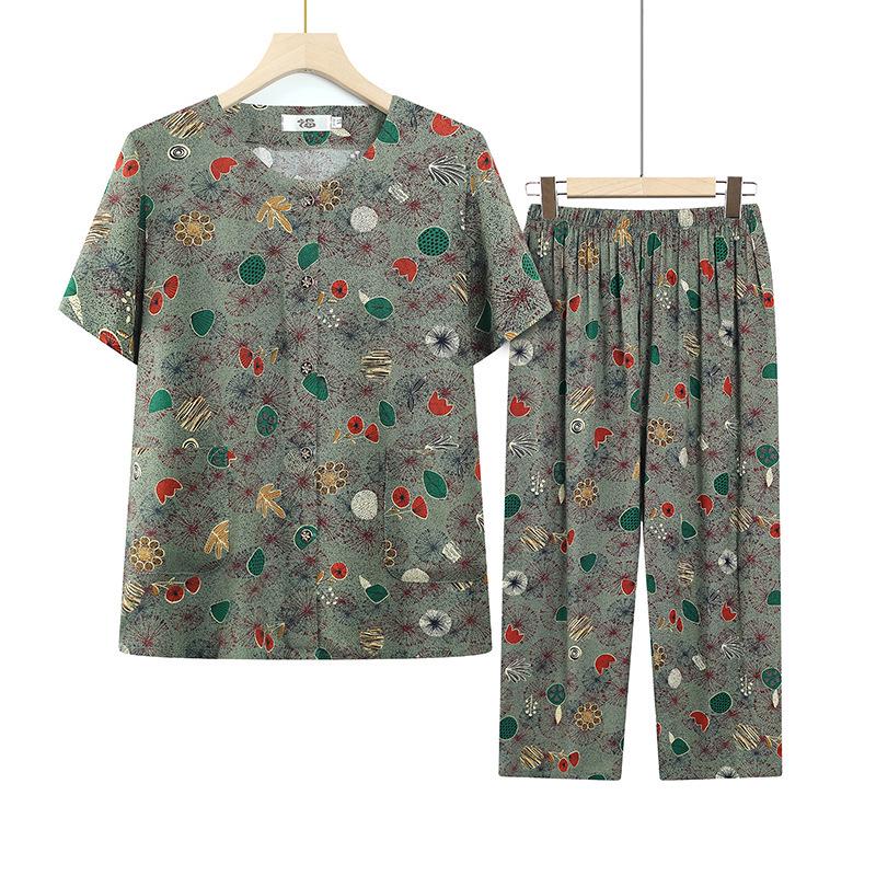 Set Pigiama Estivo Floreale con Pantaloncini e Cardigan per Donne Anziane